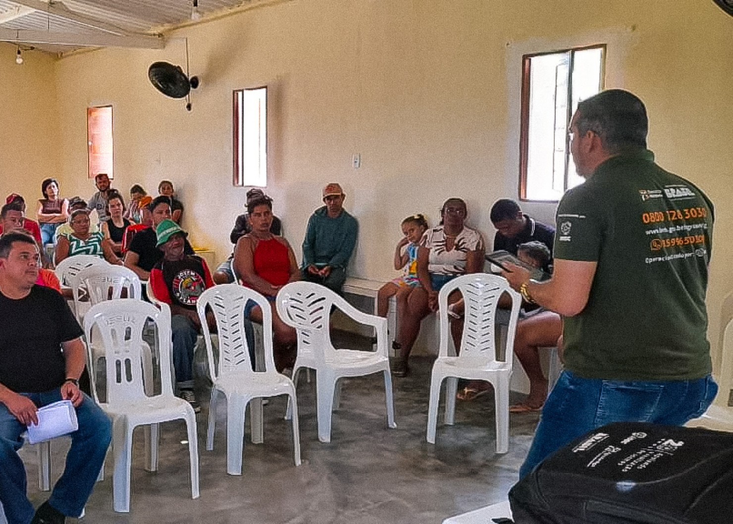 Prefeitura de Nova Floresta realiza palestra do Programa Agroamigo em parceria com o Banco do Nordeste