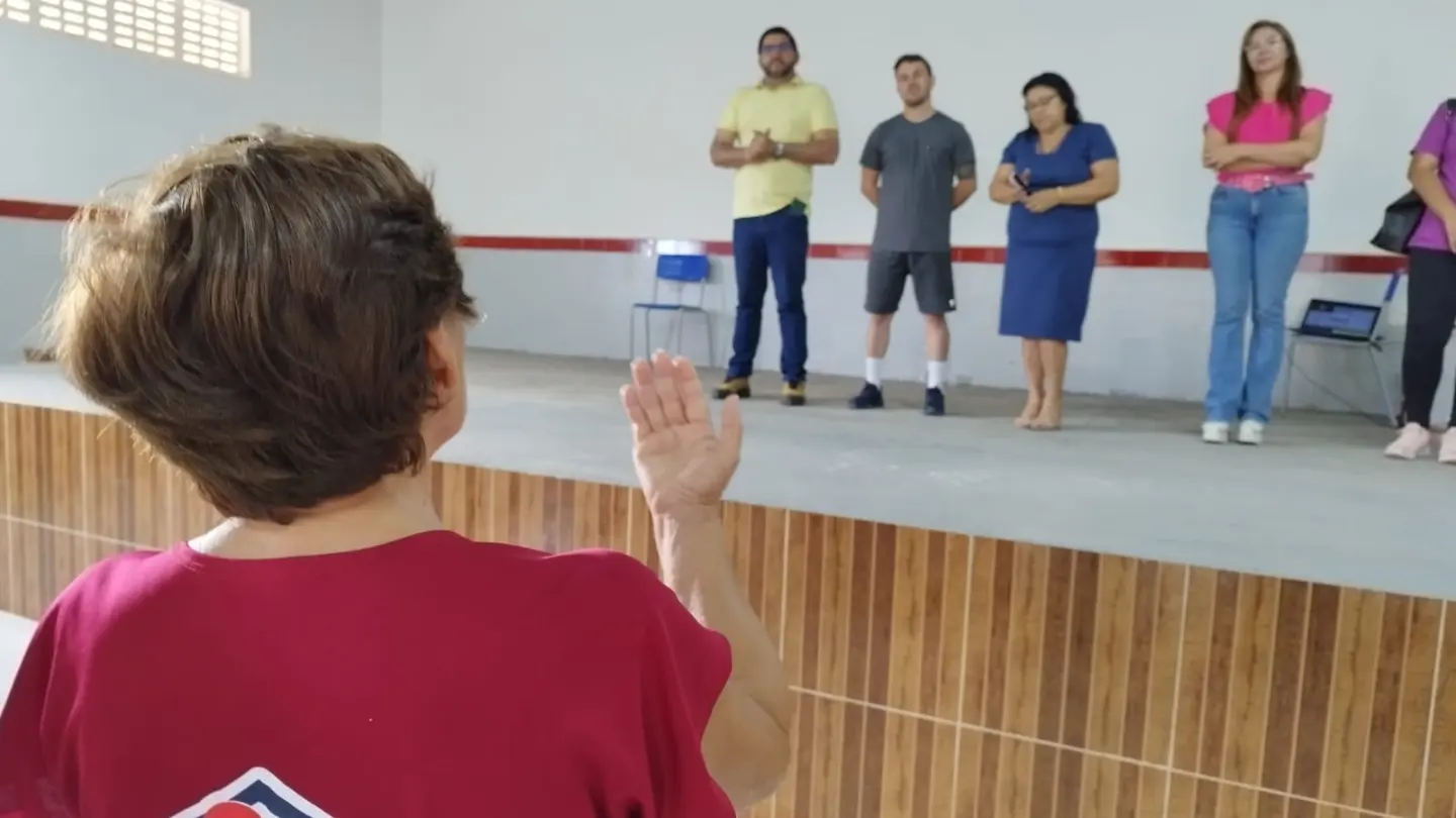 Prefeito Jarson acompanha retorno das atividades da Ginástica da Melhor Idade