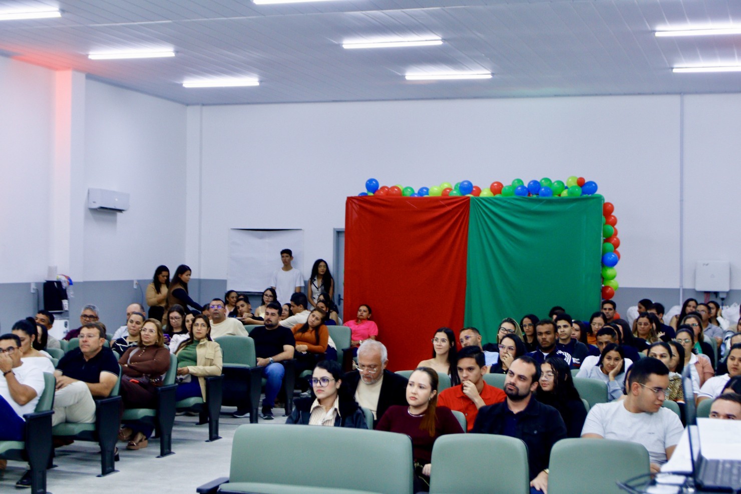 Nova Floresta realiza programação especial em alusão ao Dia Municipal do Empreendedor