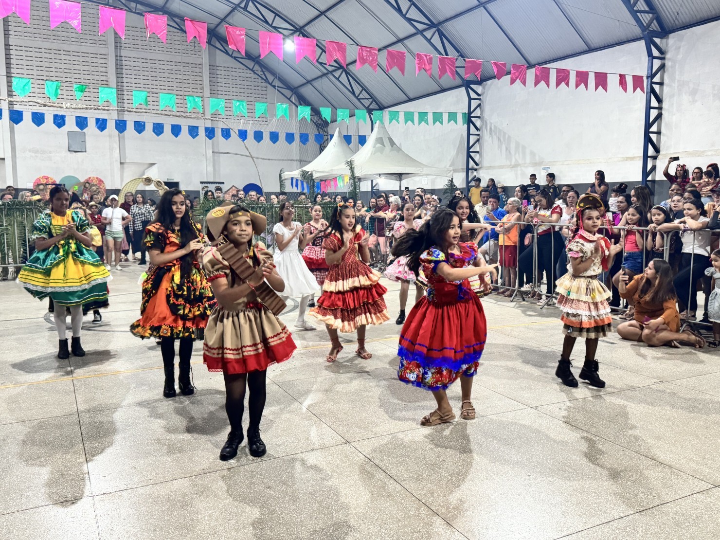 Rede Municipal celebra o São João com cultura, tradição e participação da comunidade escolar