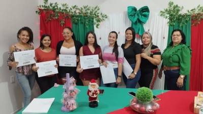 Prefeitura de Nova Floresta realiza entrega de certificados de conclusão dos cursos profissionalizantes