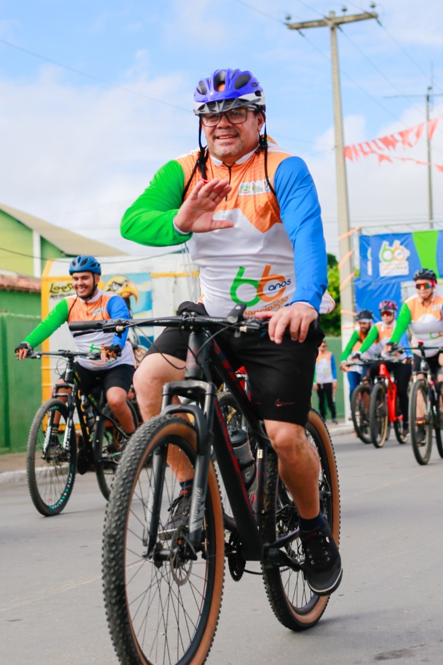 Eco Pedal reúne ciclistas de toda a região durante as festividades de 66 anos de Nova Floresta