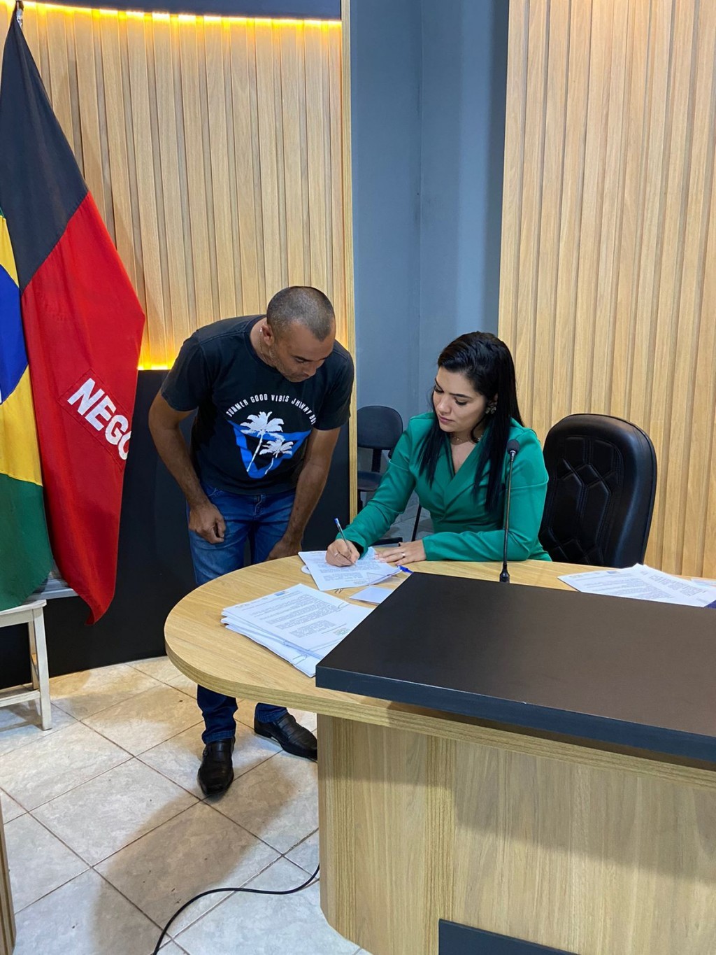 Prefeitura de Nova Floresta realiza Solenidade de assinatura de compromisso dos contemplados da Lei Paulo Gustavo.