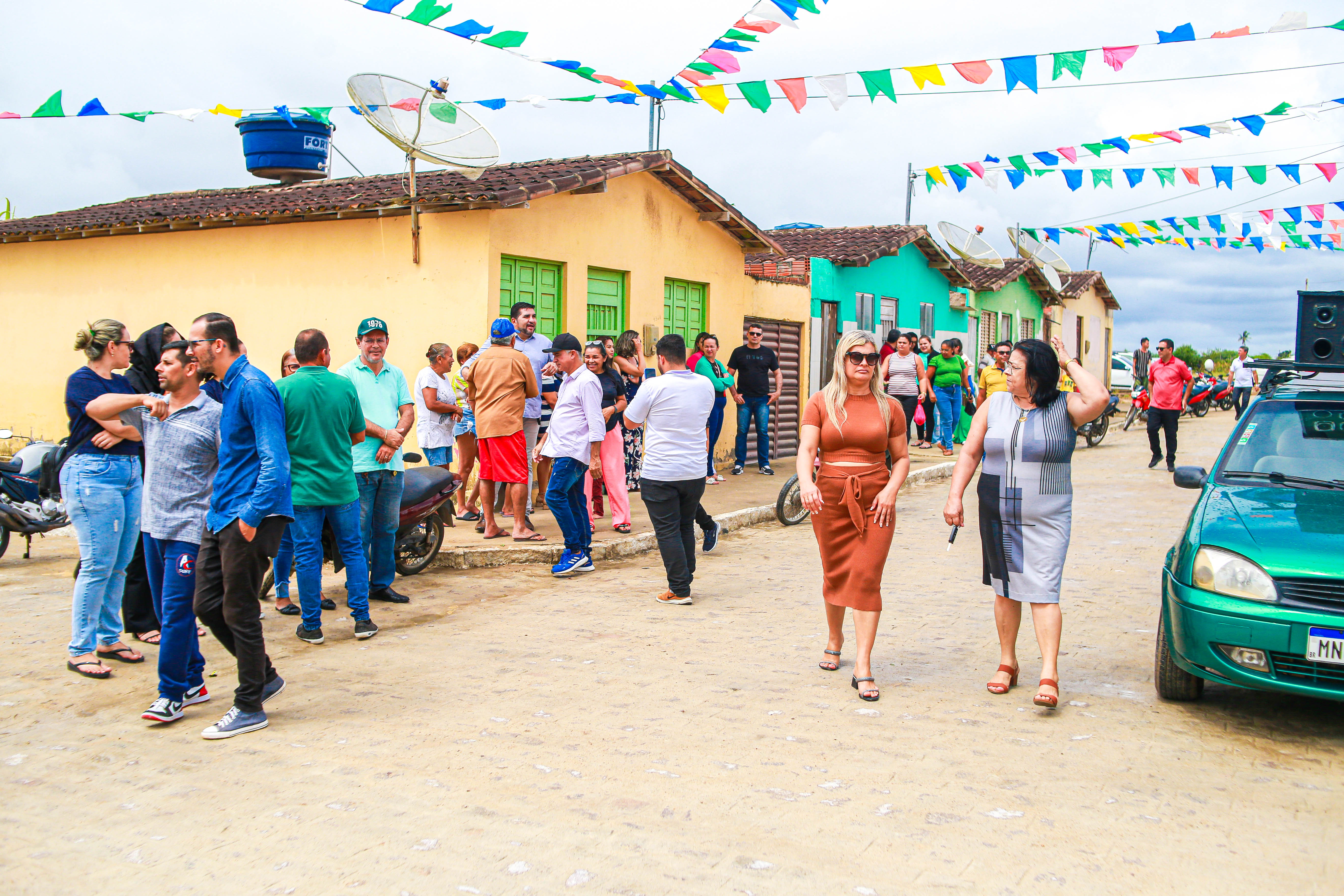 Prefeitura Municipal de Nova Floresta realiza Inauguração de Pavimentação no Conjunto Montevidéu