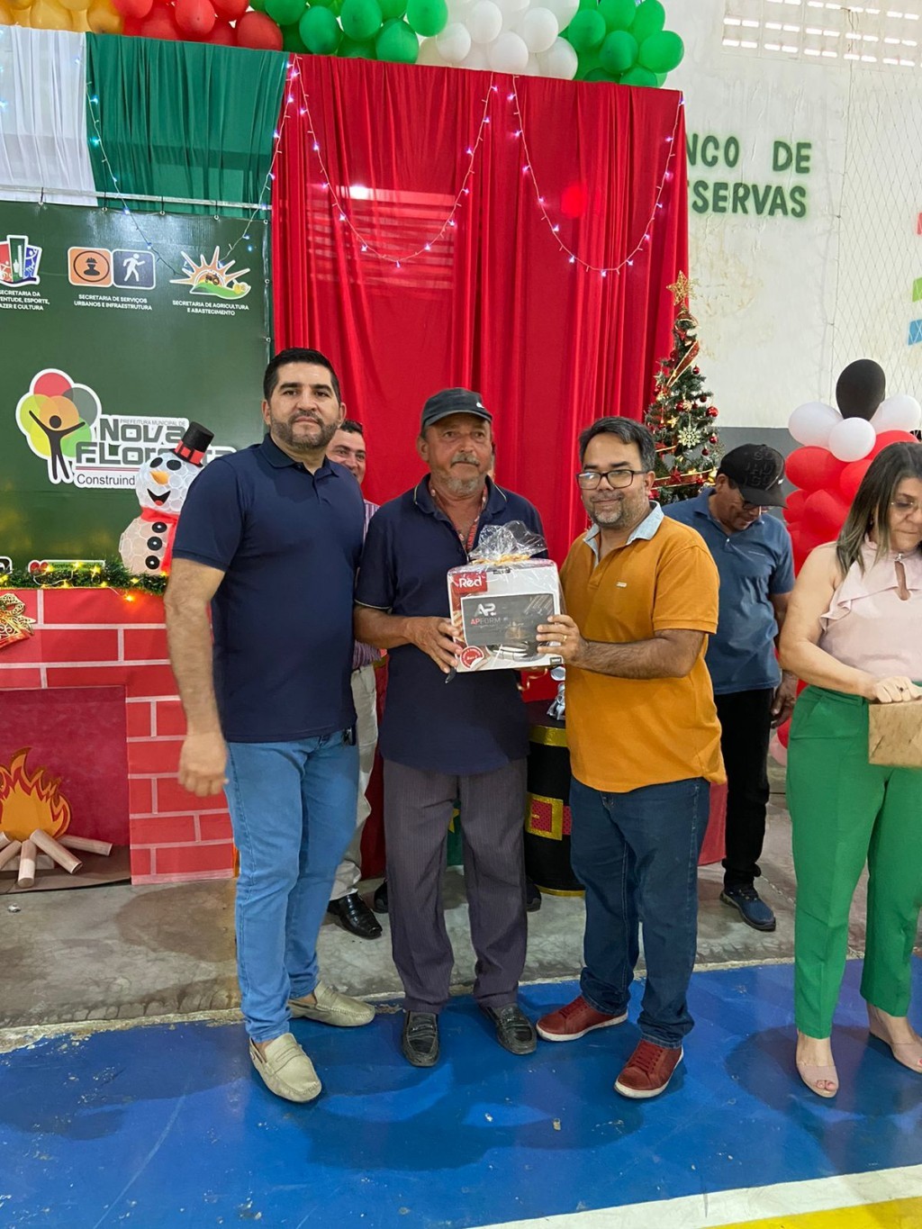 Prefeitura de Nova Floresta realiza café da manhã da confraternização dos servidores.
