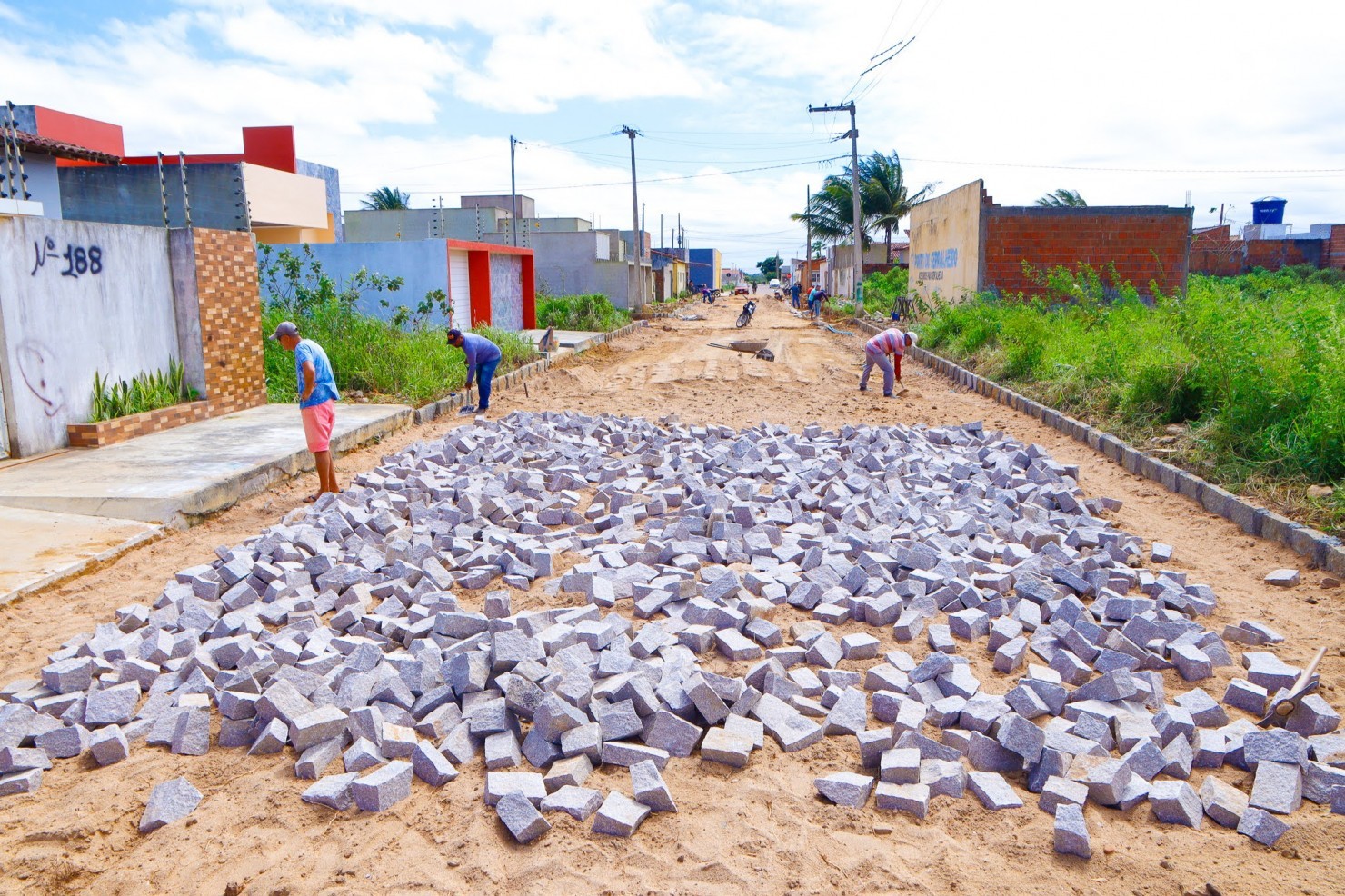Prefeitura de Nova Floresta inicia obras de pavimentação na Rua Damião Pedro de Lima e amplia investimentos em infraestrutura urbana