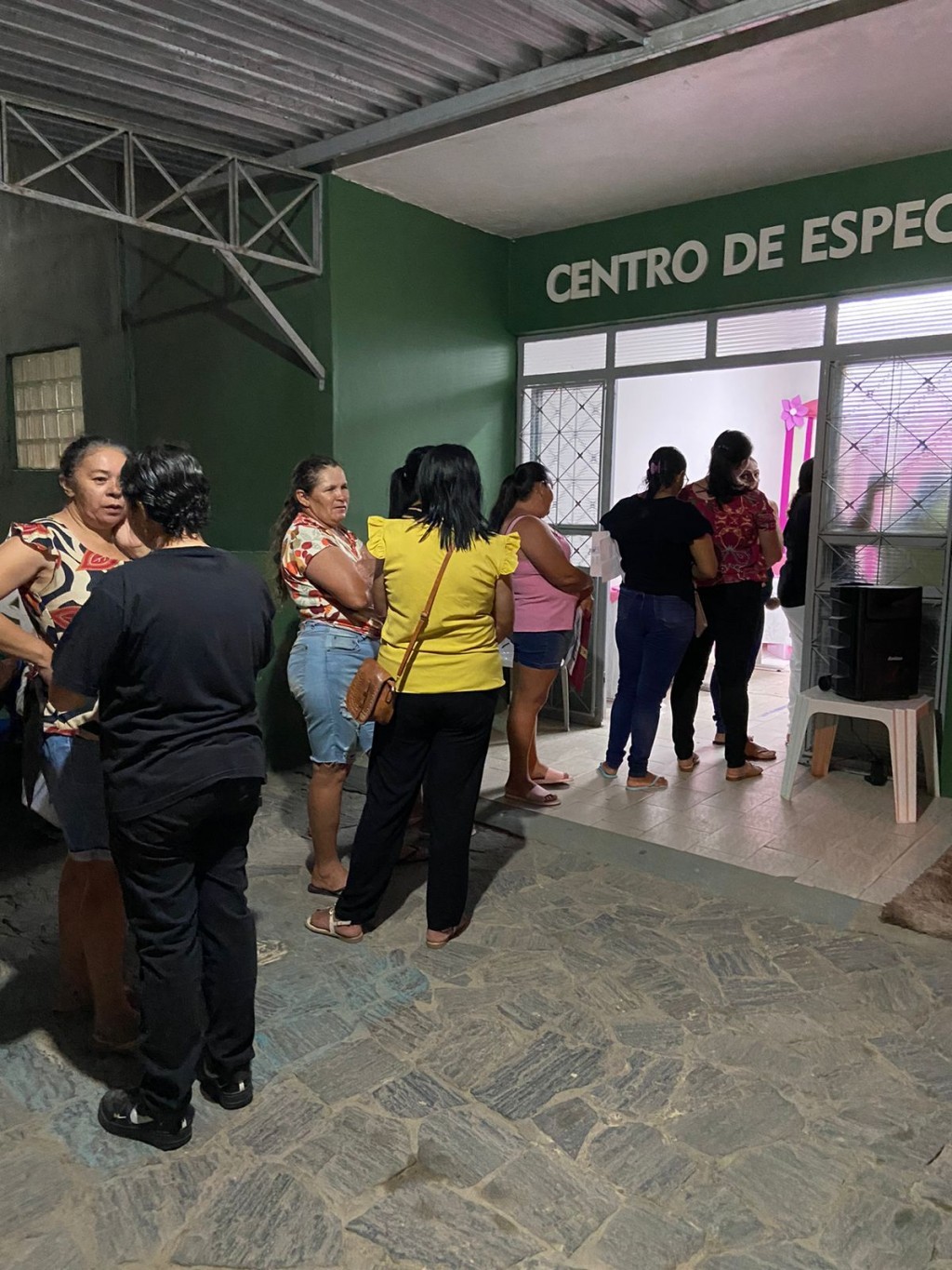 Prefeitura de Nova Floresta disponibiliza caminhão amigo do peito para exames de mamografia.