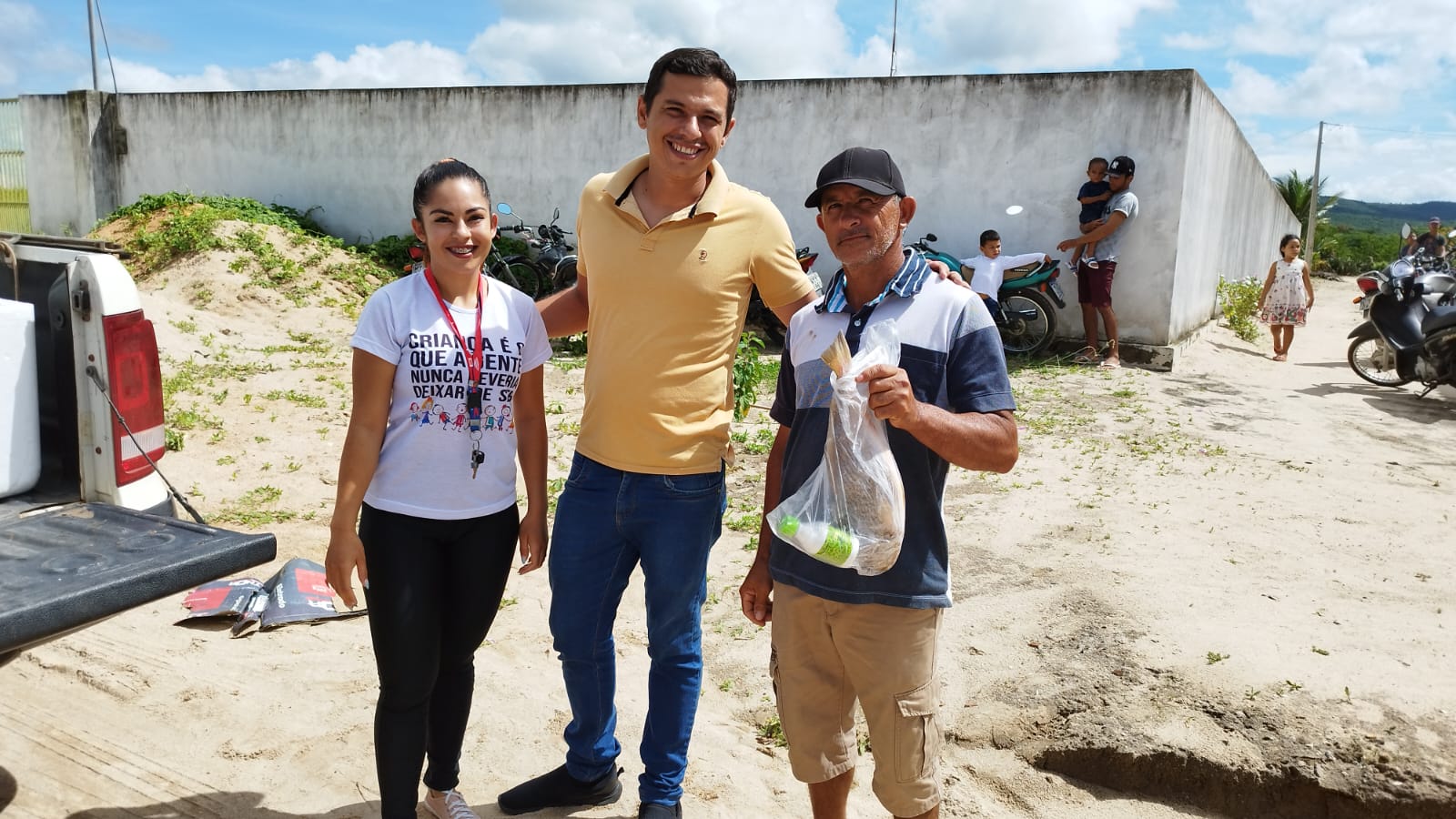 Prefeitura de Nova Floresta realiza entrega do Peixe da Semana Santa