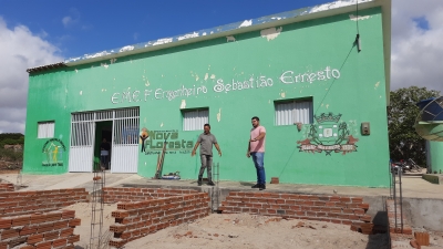Prefeito Jarson acompanha obras de reforma e ampliação da Escola Engenheiro Sebastião Ernesto