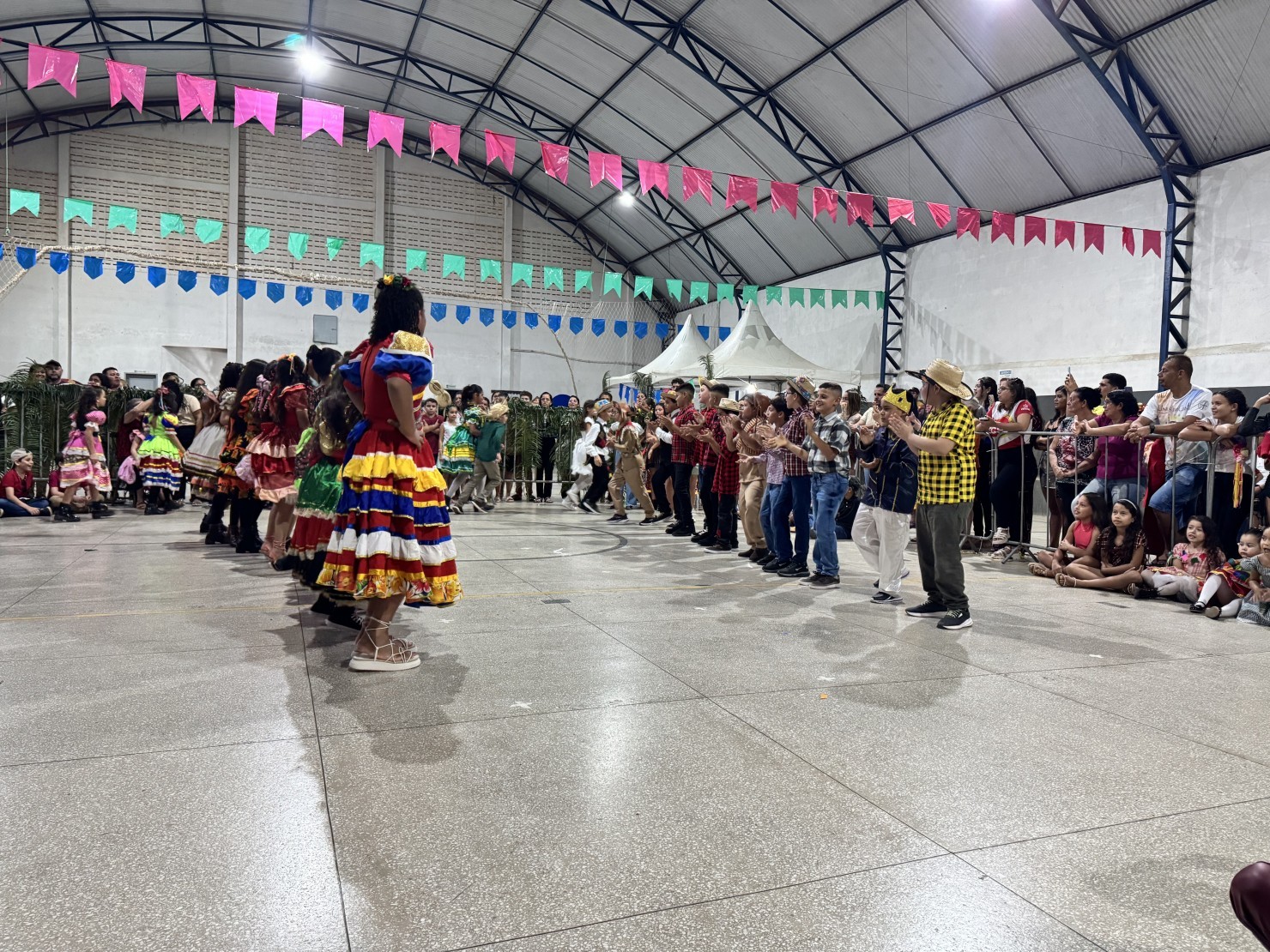 Rede Municipal celebra o São João com cultura, tradição e participação da comunidade escolar