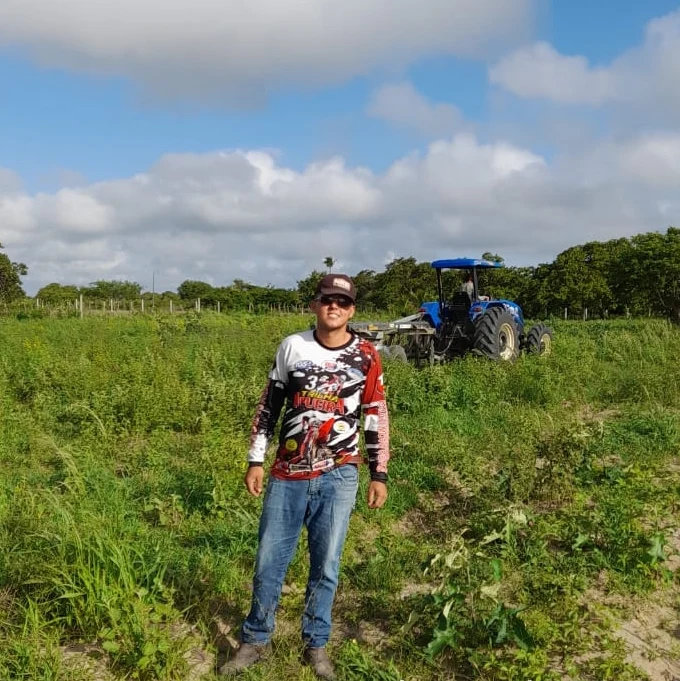 Prefeitura de Nova Floresta realiza serviços de cortes de terra na zona rural