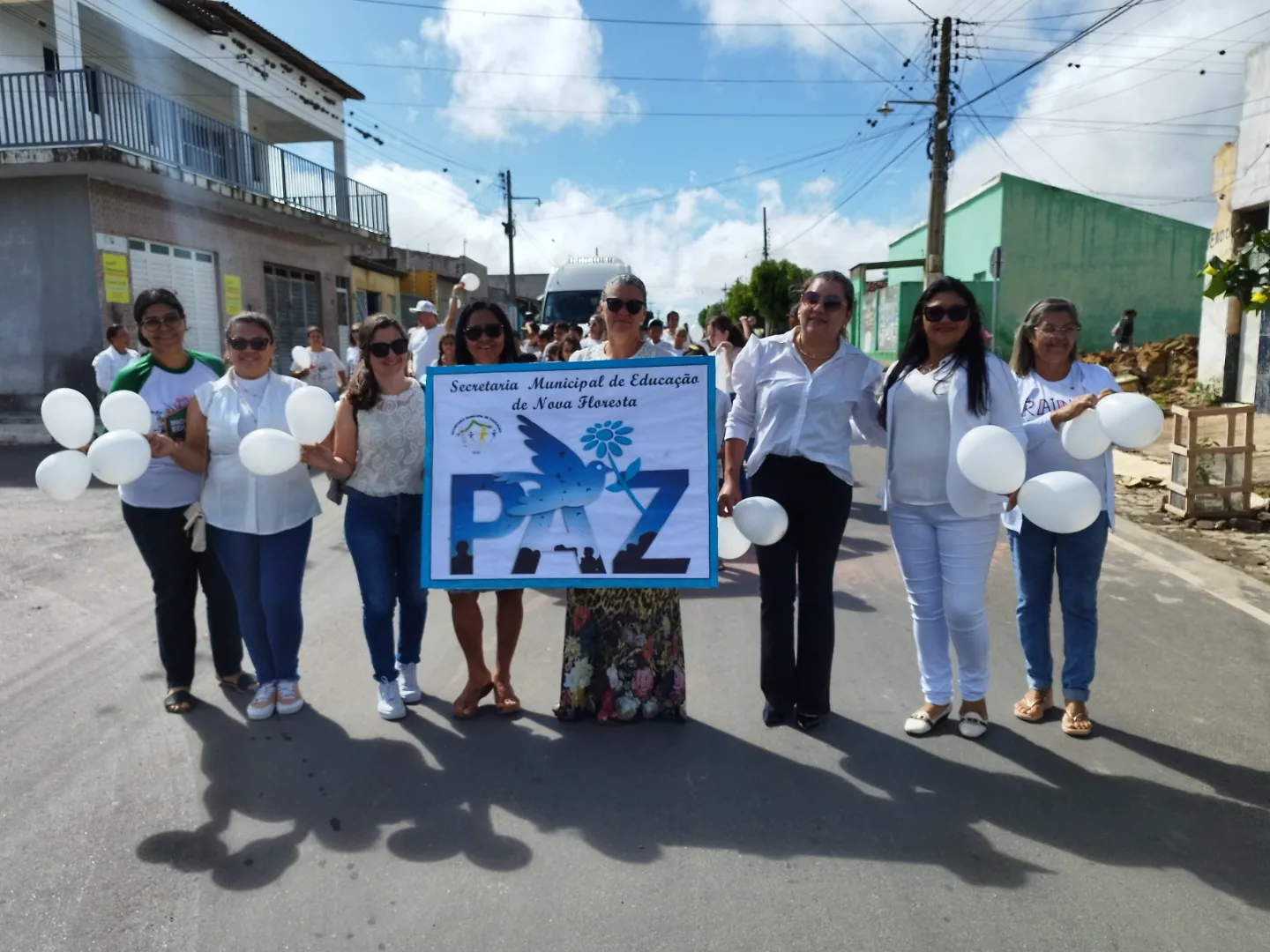 Secretaria de Educação promove caminhada pela Cultura de Paz