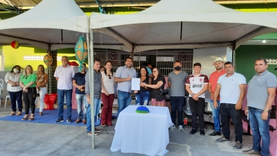 Prefeitura de Nova Floresta entrega equipamentos escolares para escolas e creches da rede municipal de ensino