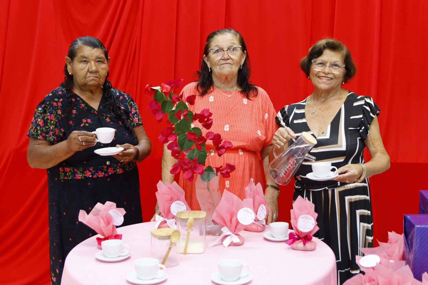 Assistência Social de Nova Floresta realiza comemoração alusiva ao Dia das Mães com programação especial no CRAS