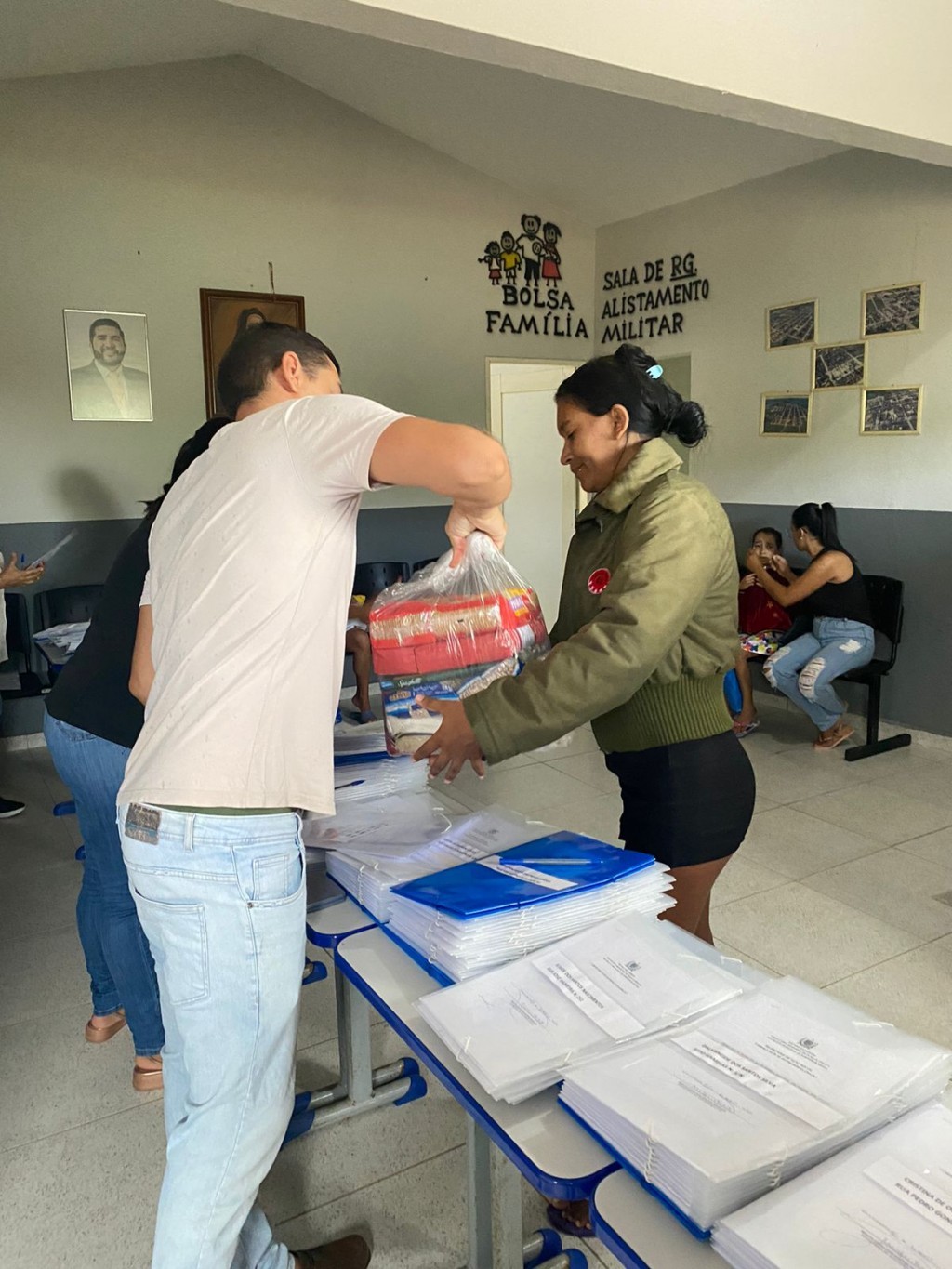 Prefeitura de Nova Floresta realiza entrega de Cestas Básicas