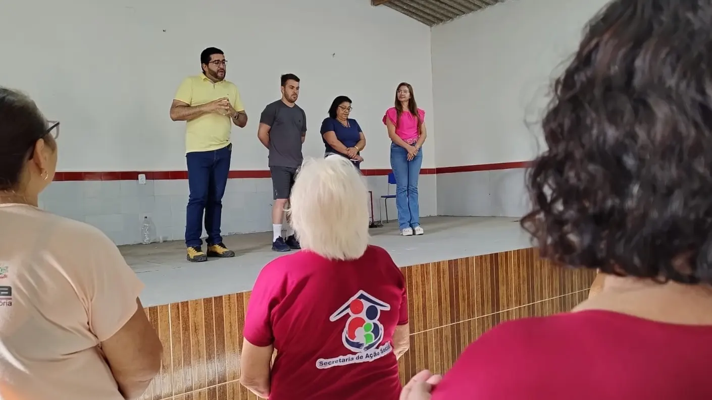 Prefeito Jarson acompanha retorno das atividades da Ginástica da Melhor Idade