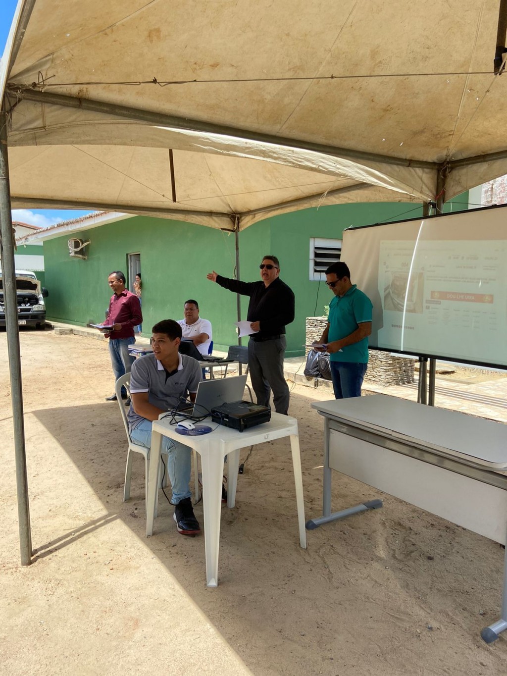 Prefeitura Municipal de Nova Floresta realiza primeiro Leilão.