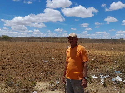Prefeitura realiza serviços de corte de terra nesta semana