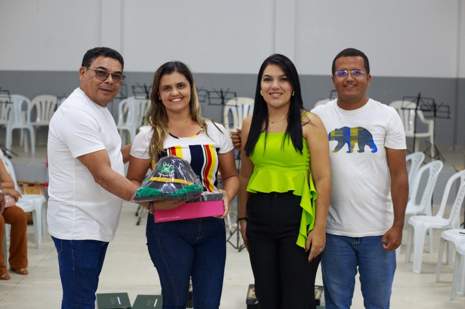 Prefeitura realiza entrega de novos fardamentos à Orquestra Filarmônica José Batista Dantas em comemoração aos 66 anos de emancipação política