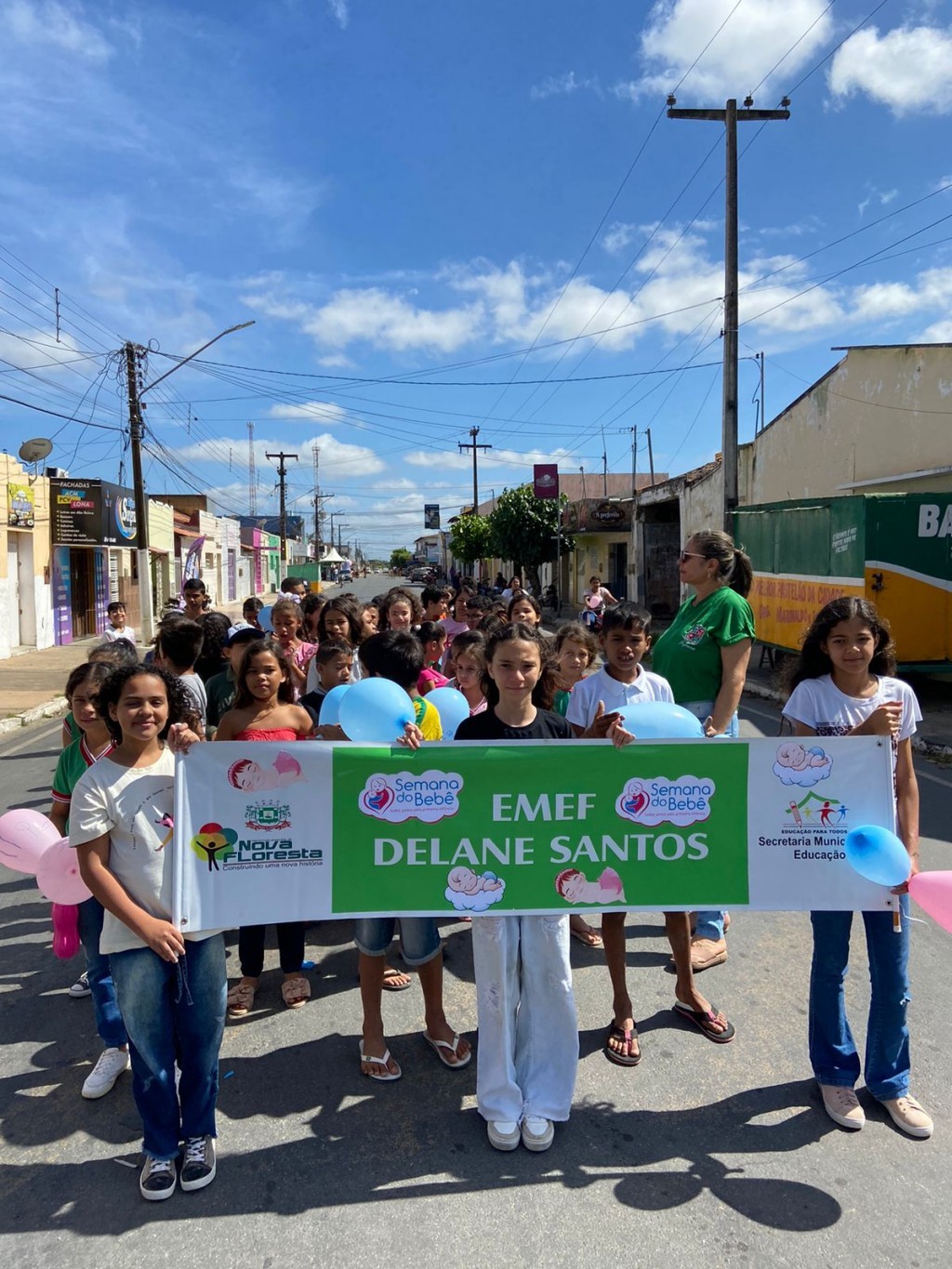 Semana do Bebê. Prefeitura de Nova Floresta realiza Caminhada do Bebê.