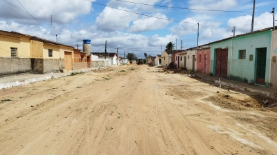 Prefeito Jarson acompanha início das obras de rede de drenagem