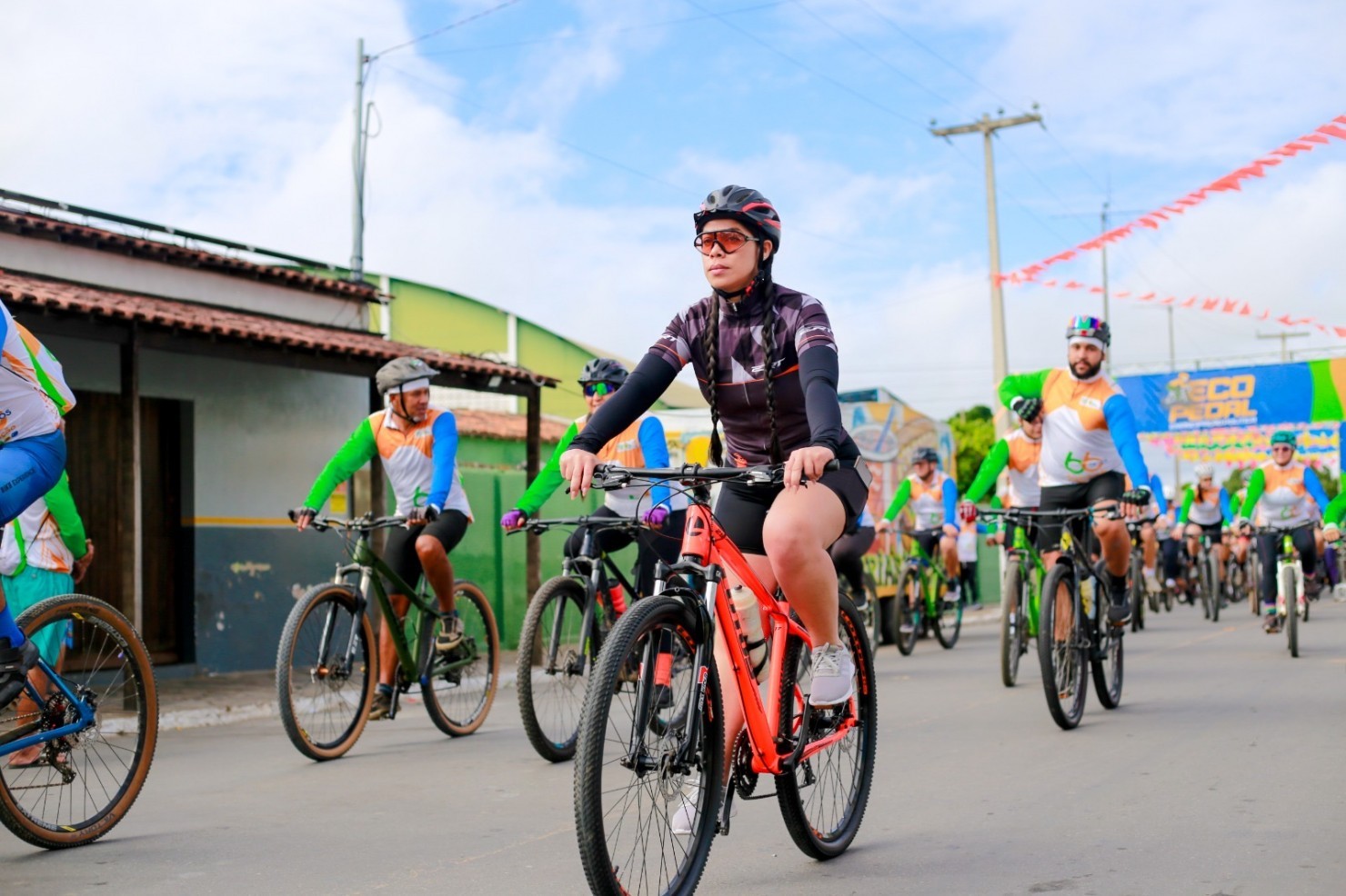 Eco Pedal reúne ciclistas de toda a região durante as festividades de 66 anos de Nova Floresta