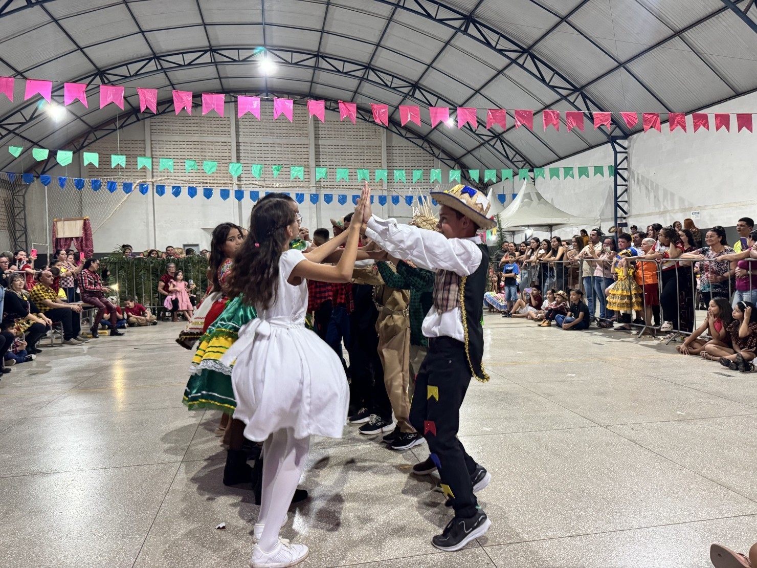 Rede Municipal celebra o São João com cultura, tradição e participação da comunidade escolar
