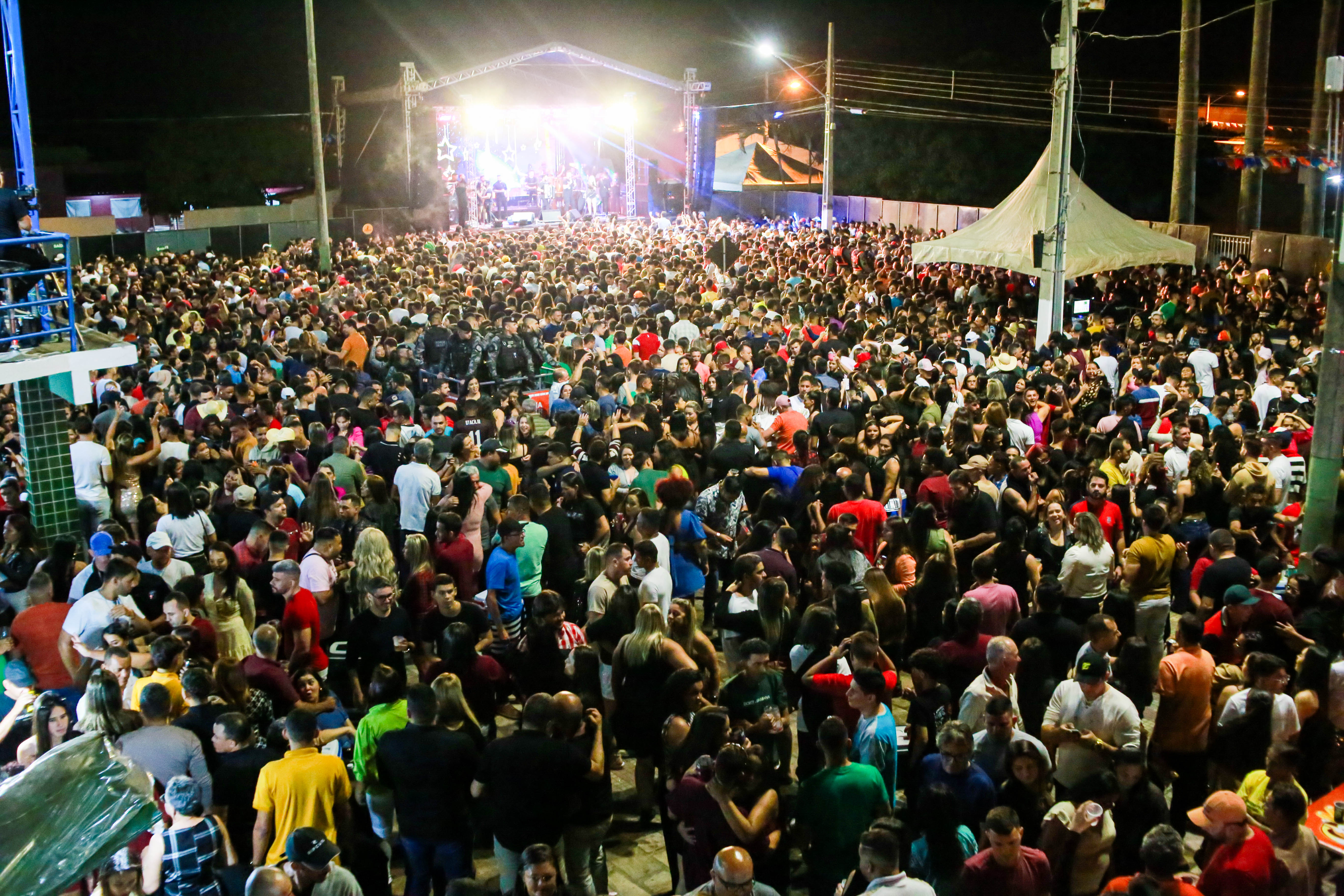 Festa em alusão aos 65 anos de Emancipação Política