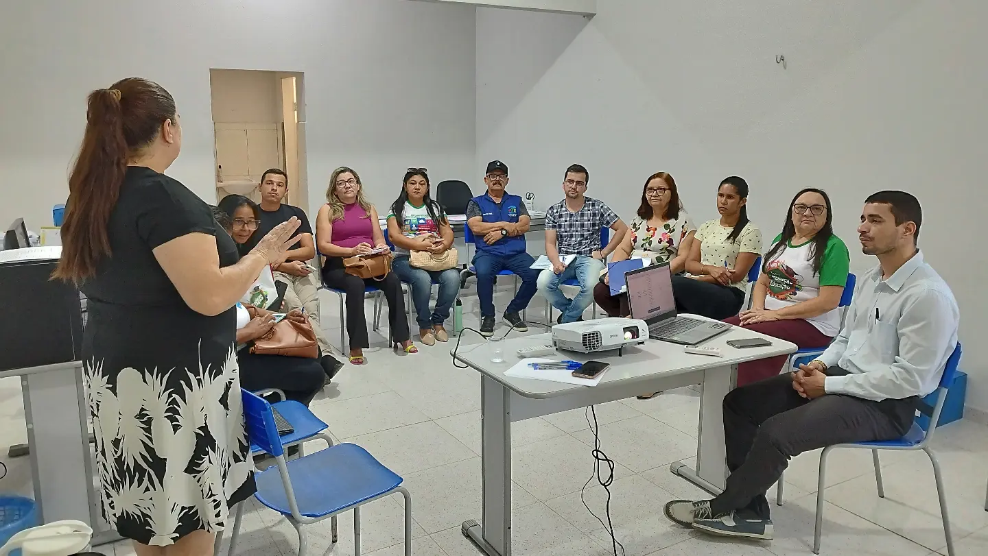 Comissão do Selo UNICEF em Nova Floresta realiza reunião intersetorial