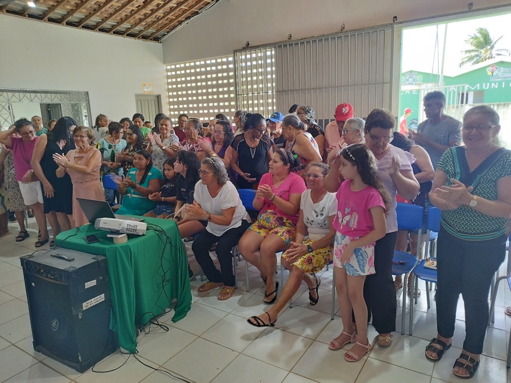 Prefeitura de Nova Floresta promove Chá dos Avós