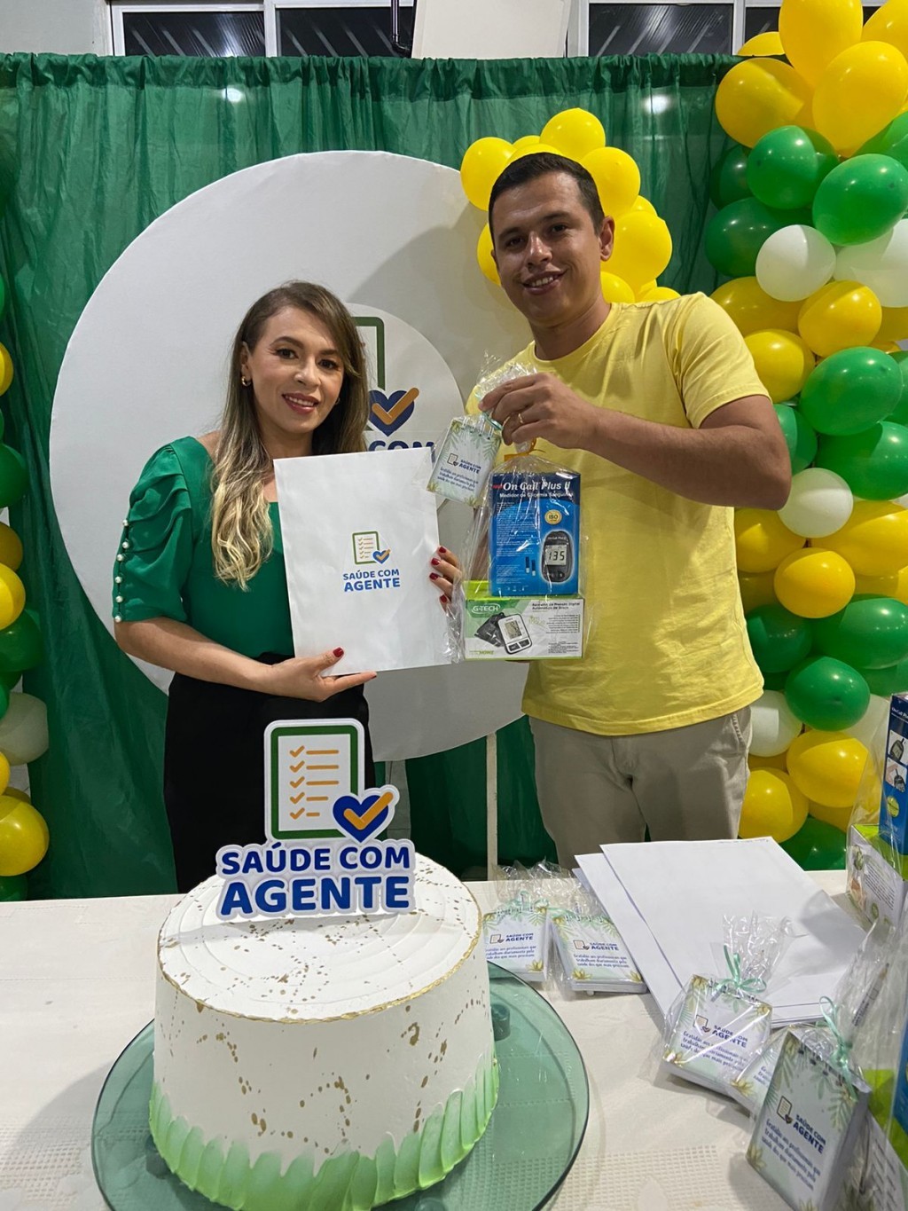 Prefeitura de Nova Floresta realiza entrega de Kits e Certificados dos ACS e ACE