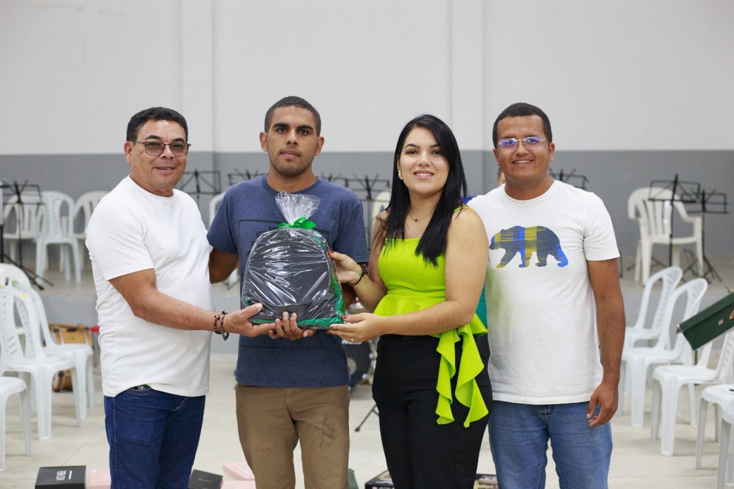 Prefeitura realiza entrega de novos fardamentos à Orquestra Filarmônica José Batista Dantas em comemoração aos 66 anos de emancipação política