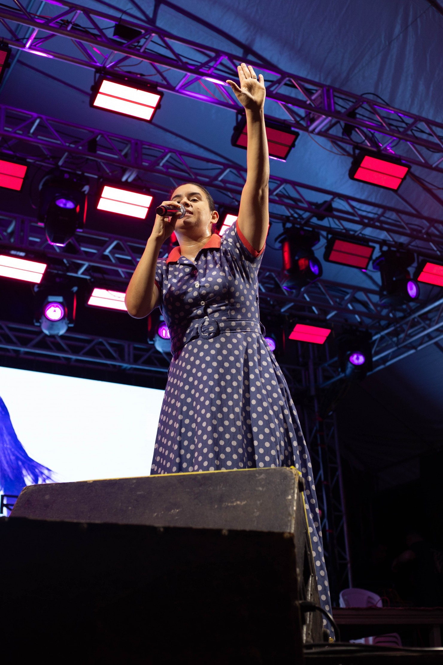 Show Evangélico com Rayanne Vanessa emociona fiéis na programação dos 66 anos de Nova Floresta