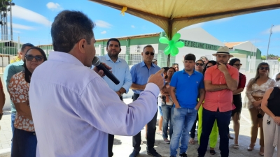 Prefeito Jarson assina Ordem de Serviço para construção de auditório