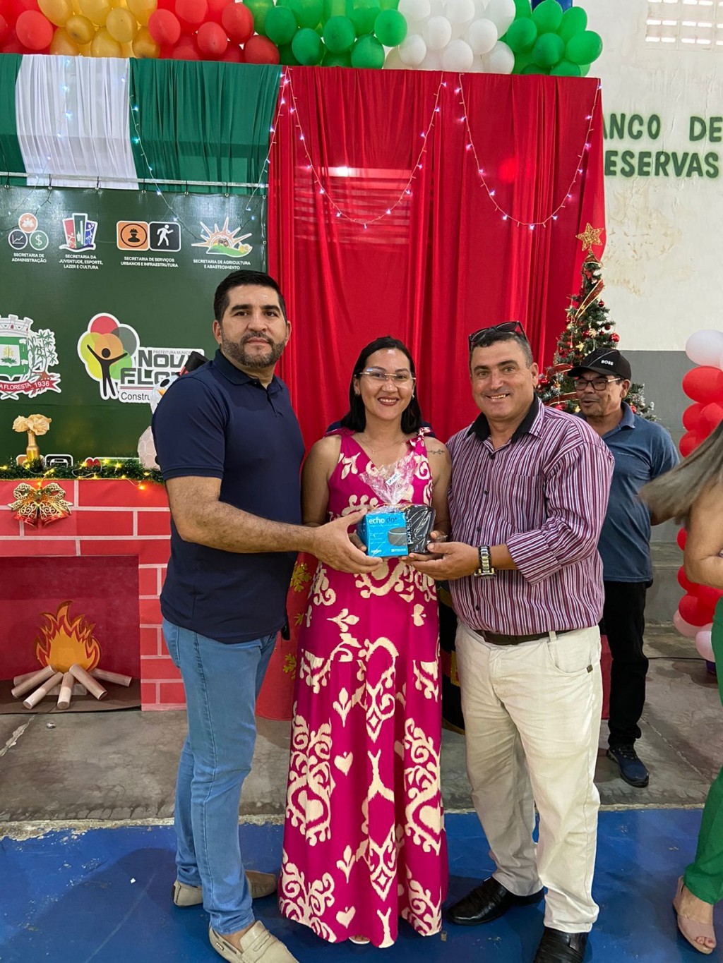 Prefeitura de Nova Floresta realiza café da manhã da confraternização dos servidores.