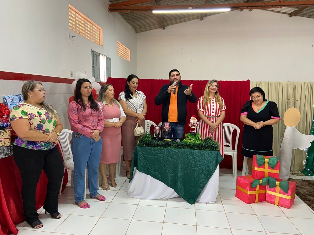 Prefeitura de Nova Floresta realiza Confraternização do Grupo de Idosos