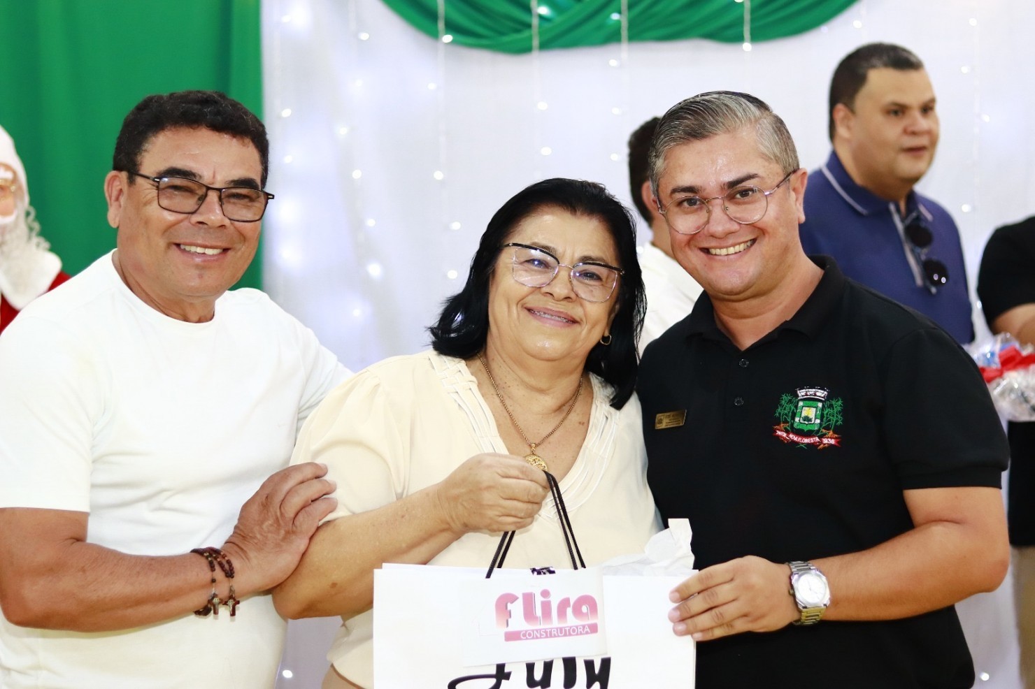 Prefeitura de Nova Floresta realiza confraternização dos servidores municipais