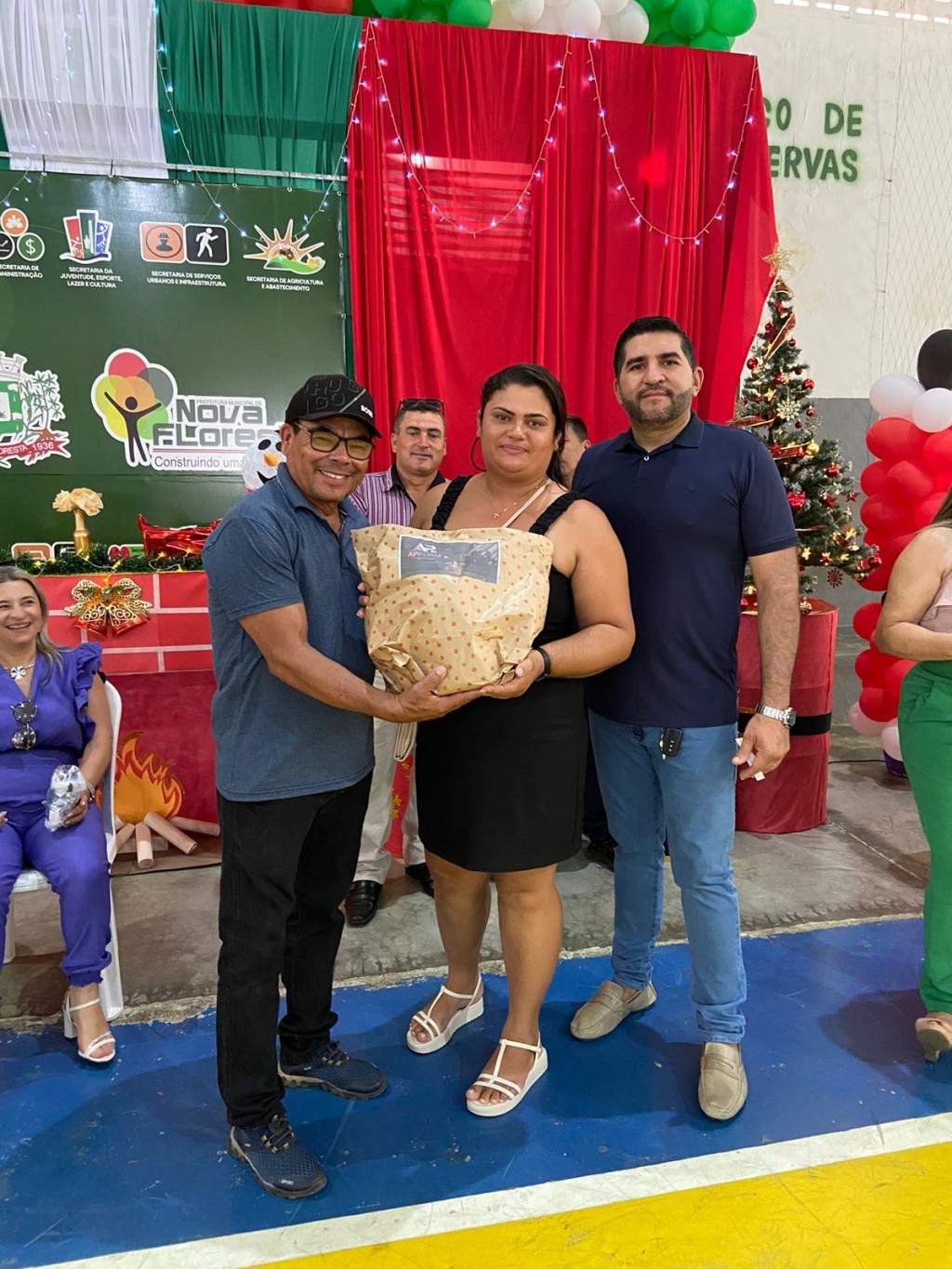Prefeitura de Nova Floresta realiza café da manhã da confraternização dos servidores.