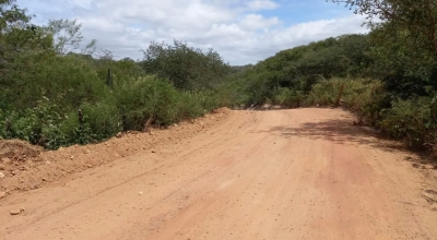Prefeito Jarson visita estrada da Jandaíra na zona rural