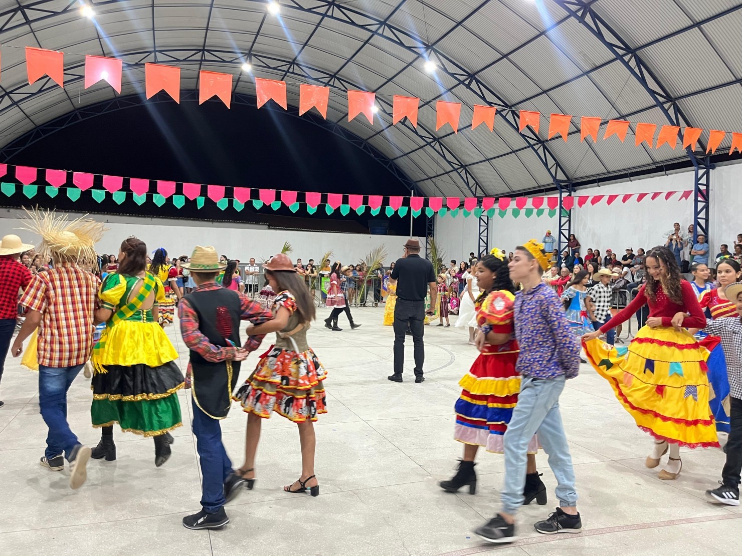 Rede Municipal celebra o São João com cultura, tradição e participação da comunidade escolar