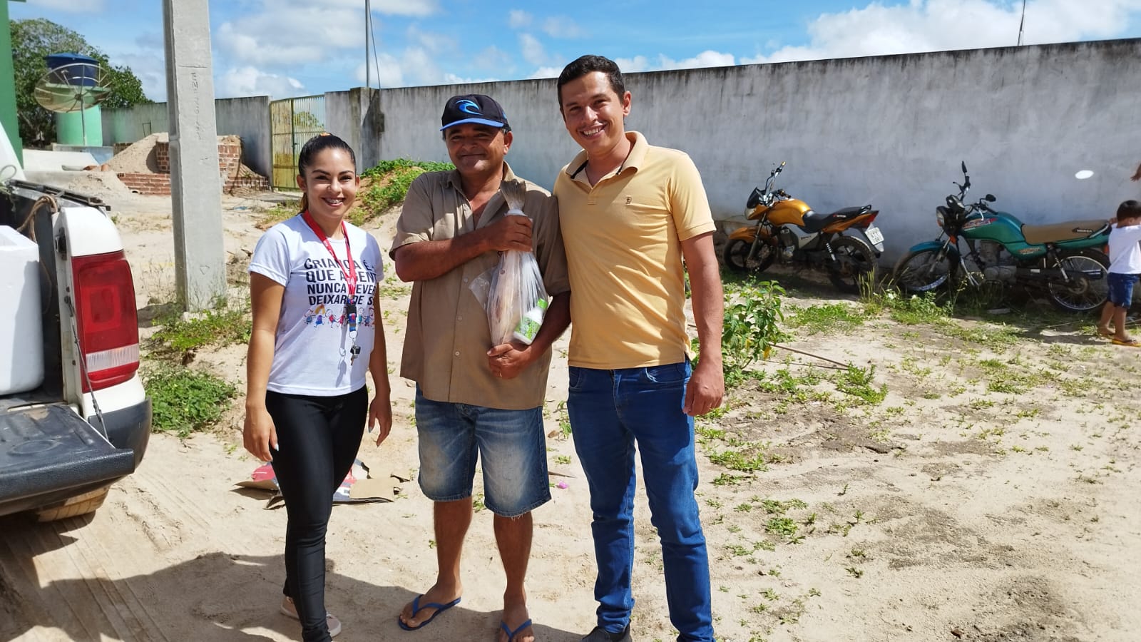 Prefeitura de Nova Floresta realiza entrega do Peixe da Semana Santa