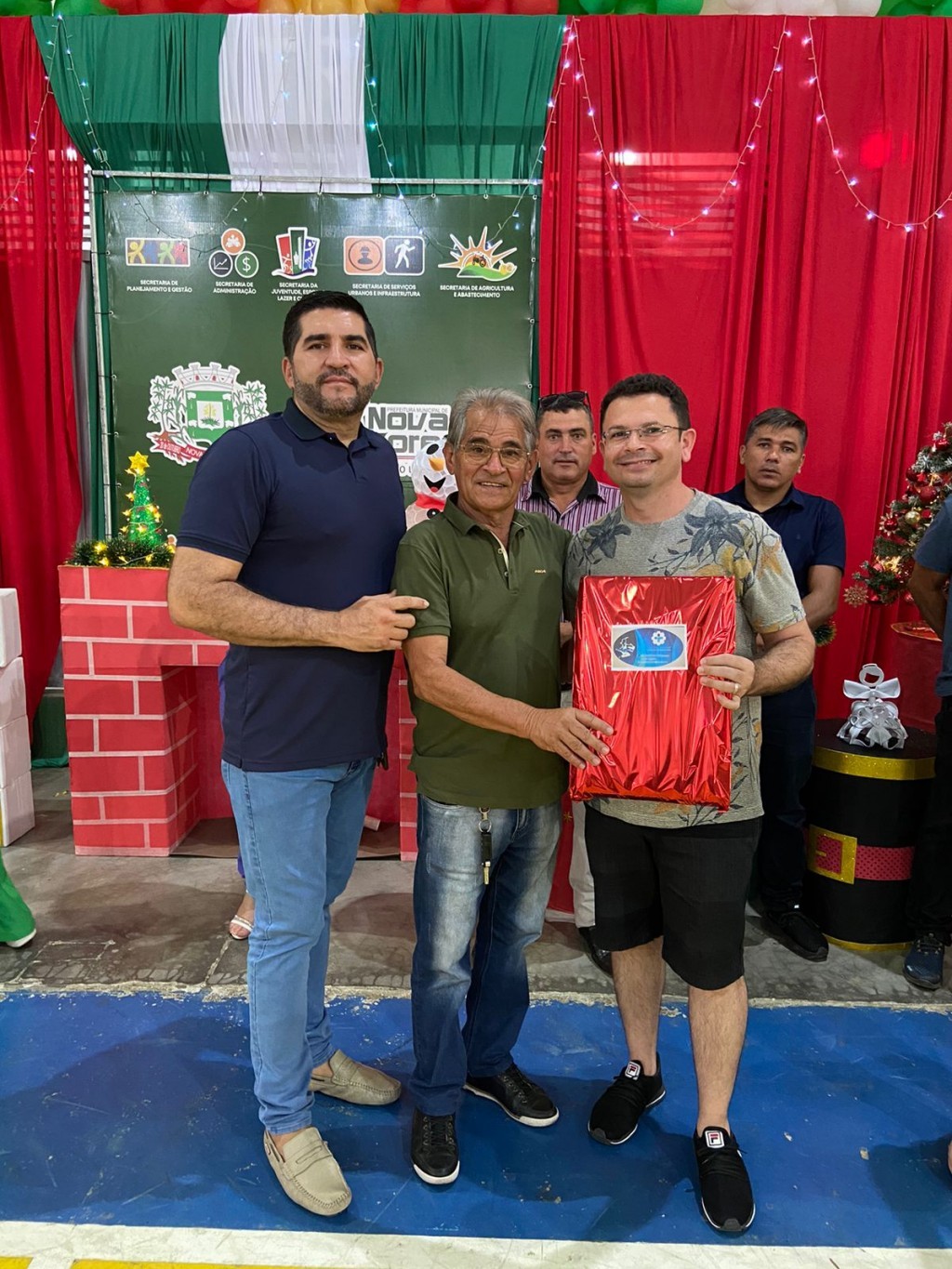 Prefeitura de Nova Floresta realiza café da manhã da confraternização dos servidores.