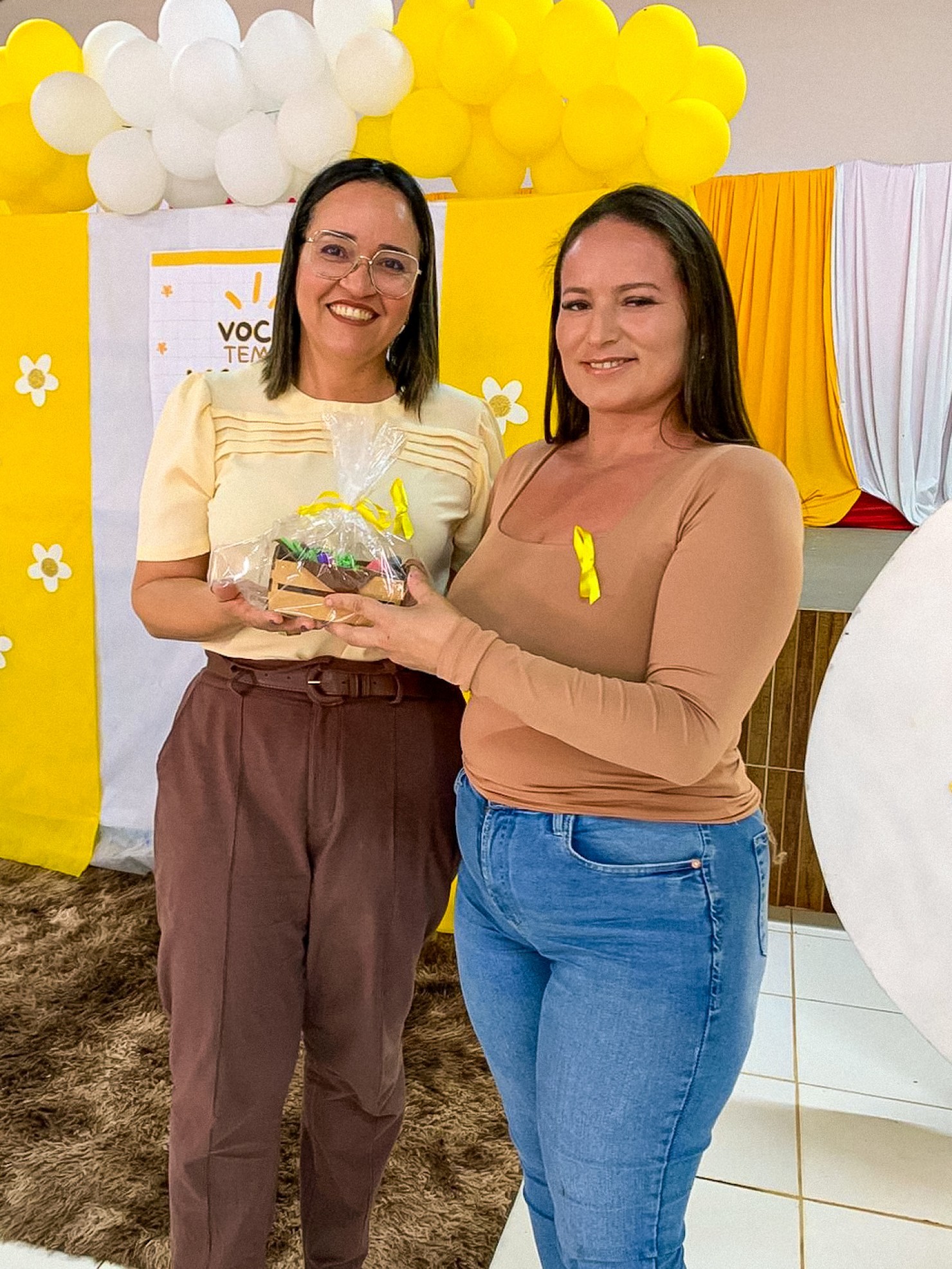 Setembro Amarelo: CRAS de Nova Floresta promove palestra e entrega de kits gestantes