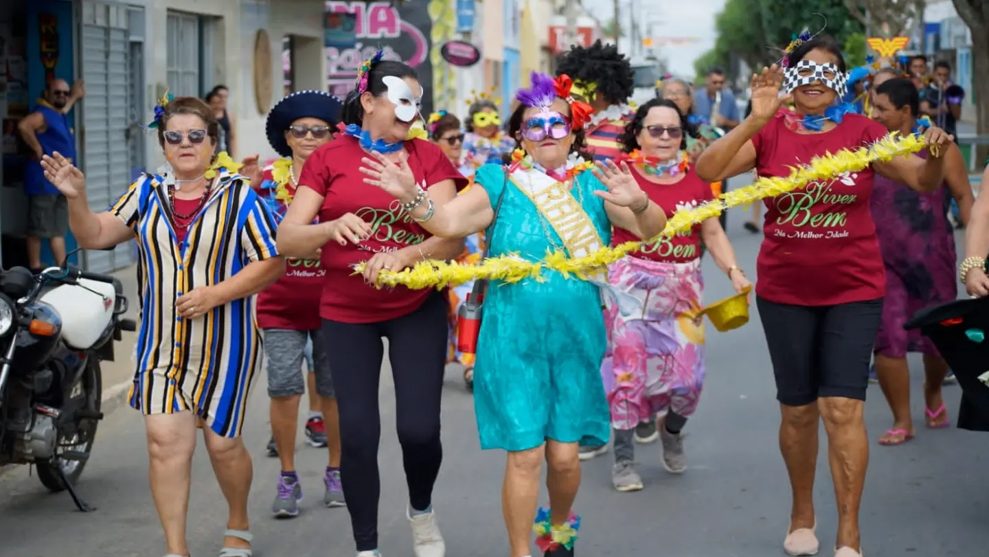 Prefeitura de Nova Floresta promove bloco de Carnaval do Projeto Viver Bem