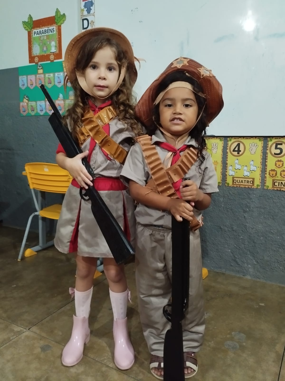 Prefeitura Municipal de Nova Floresta Realiza mais uma noite do São João de Bairros 2024 na Escola Julieta de Lima e Costa