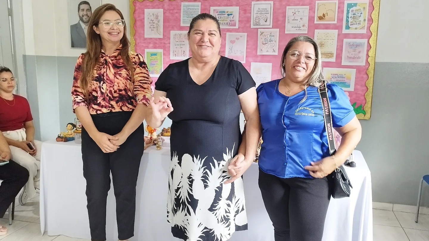 Prefeitura de Nova Floresta realiza abertura de oficina de artesanato em biscuit para idosos do SCFV