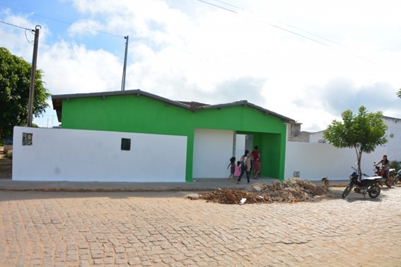 Prefeitura Municipal de Nova Floresta Realiza Manutenção e Pintura de Creches
