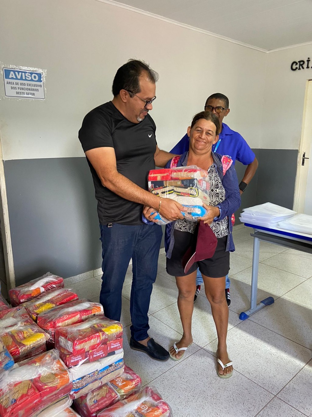 Prefeitura de Nova Floresta realiza entrega de Cestas Básicas
