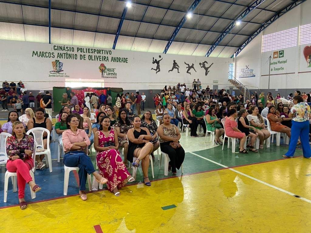Prefeitura de Nova Floresta realiza café da manhã da confraternização dos servidores.