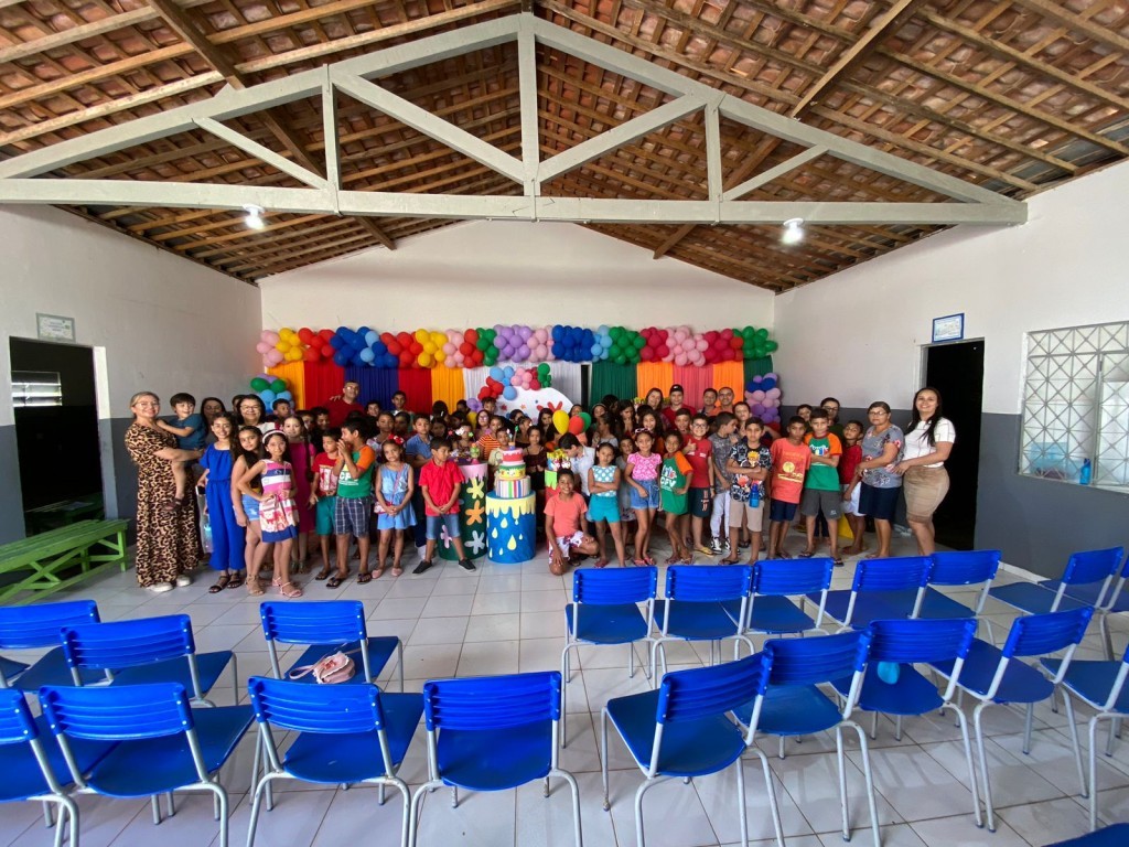 Prefeitura de Nova Floresta Promove dia das crianças para as crianças do SCFV.